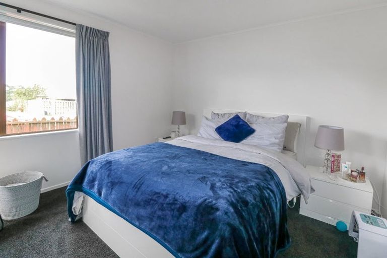 Photo of property in 294 Mitchell Street, Brooklyn, Wellington, 6021