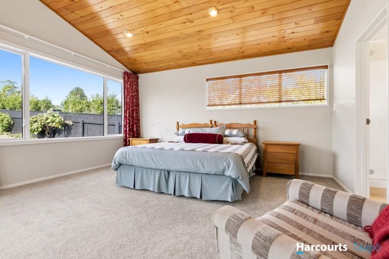 Photo of property in 49 Shepherd Road, Waipahihi, Taupo, 3330