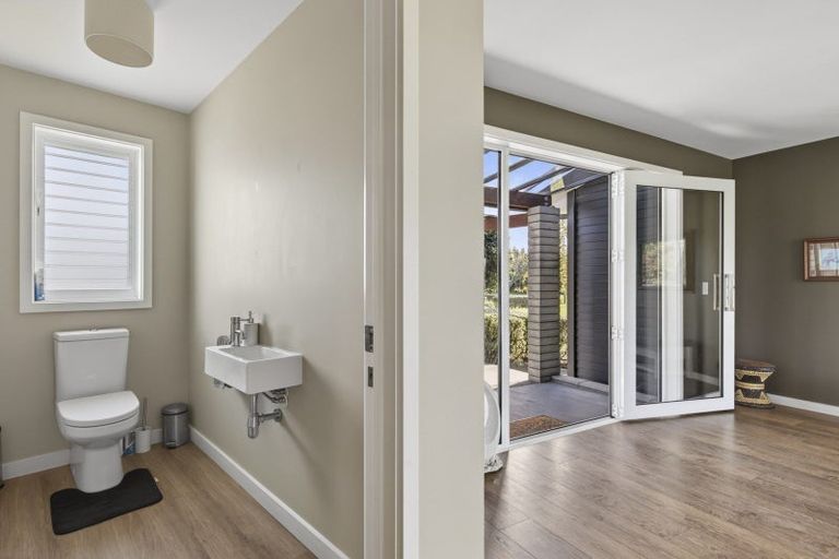 Photo of property in 50a Richmond Road, Brixton, New Plymouth, 4373