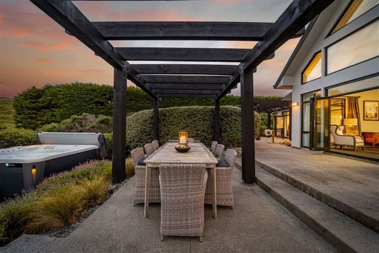 Photo of property in 830 Ohariu Valley Road, Ohariu, Wellington, 6037