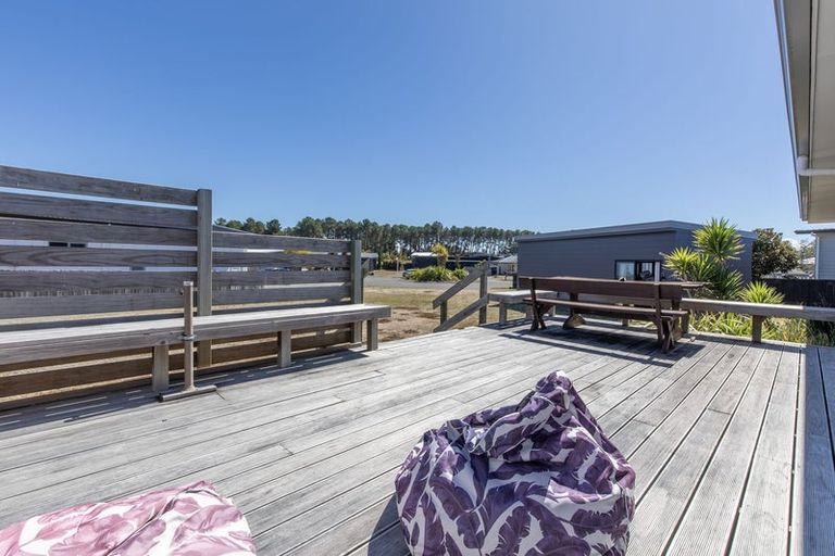 Photo of property in 15 Wai Matangi Place, Motuoapa, 3382