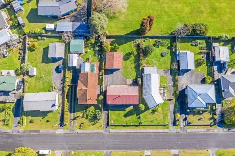 Photo of property in 11 Maire Street, Tikipunga, Whangarei, 0112