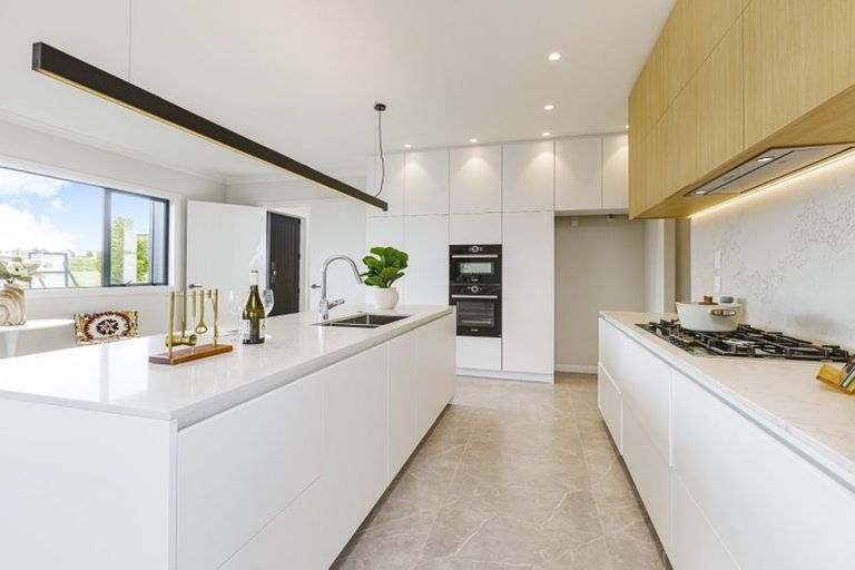 Photo of property in 31 Evergreen Parade, Rosehill, 2113