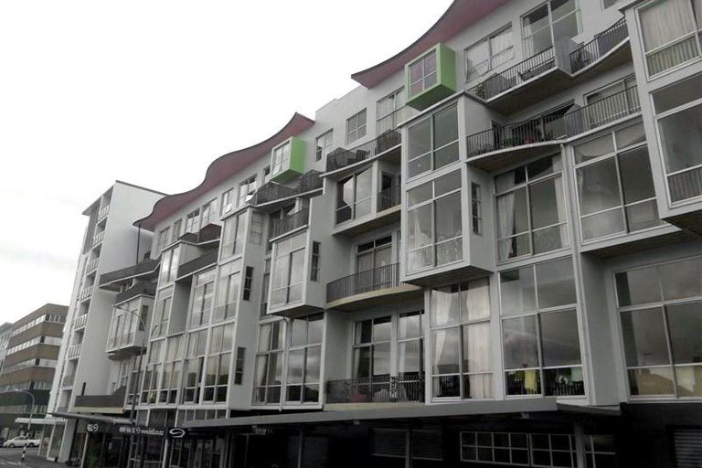 Photo of property in Qba Apartments, 3f/51 Webb Street, Mount Cook, Wellington, 6011