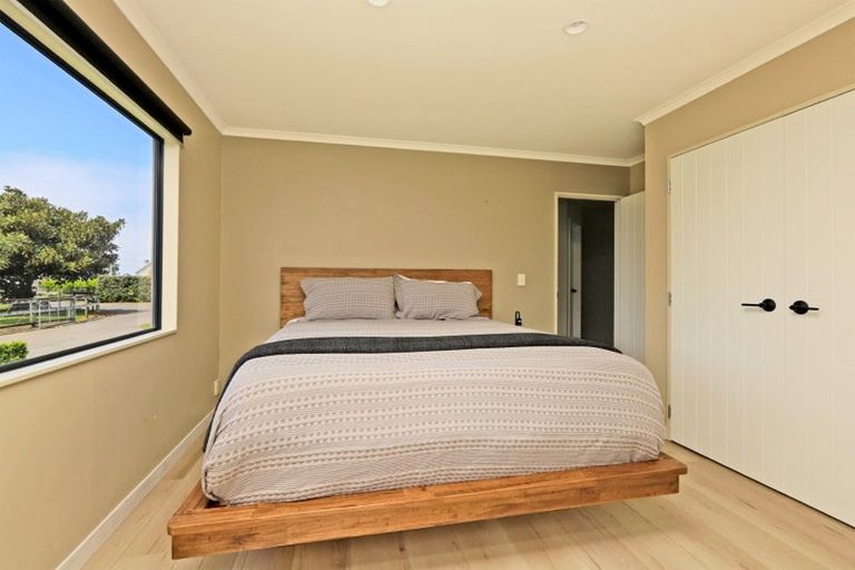 Photo of property in 16 Airini Road, Waimarama, Havelock North, 4294