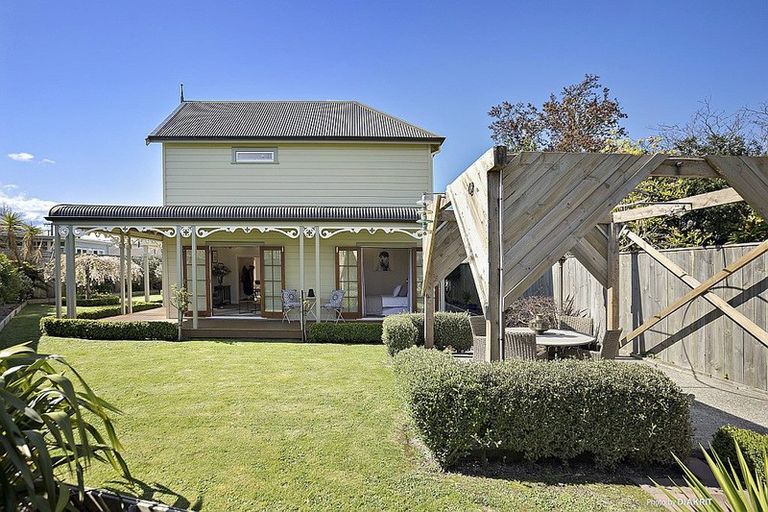 Photo of property in 25 Main Street, Greytown, 5712