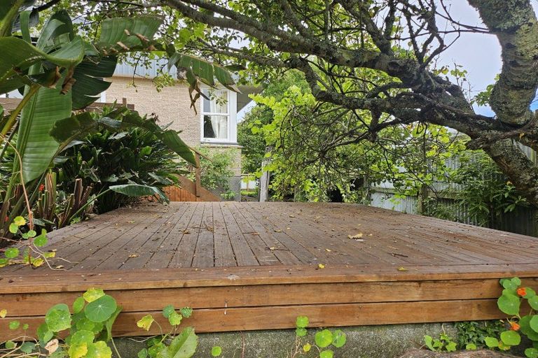 Photo of property in 27 Domain Terrace, Karoro, Greymouth, 7805