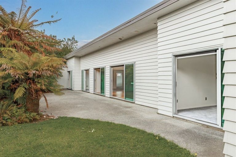 Photo of property in 30a Brougham Street, Westport, 7825