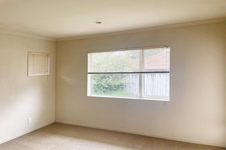 Photo of property in 3 Kilbaha Close, East Tamaki, Auckland, 2013