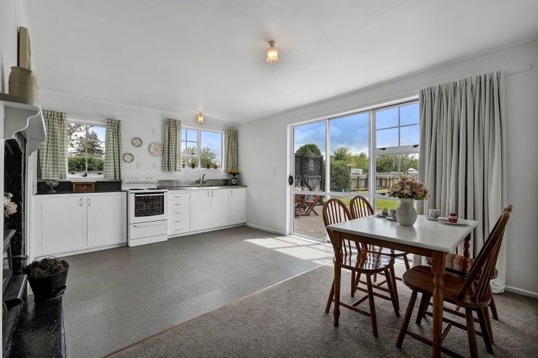 Photo of property in 26 Conway Road, Eltham, 4322