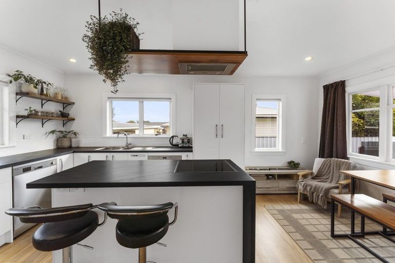 Photo of property in 32 Manson Avenue, Stoke, Nelson, 7011