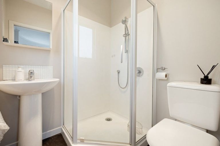 Photo of property in 24 Banbury Crescent, Fairfield, Hamilton, 3214