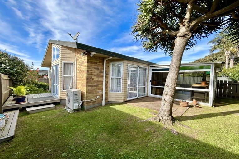 Photo of property in 1/8 Miro Road, Mangere Bridge, Auckland, 2022