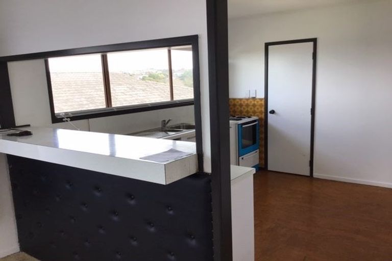 Photo of property in 75 Stanaway Street, Hillcrest, Auckland, 0627