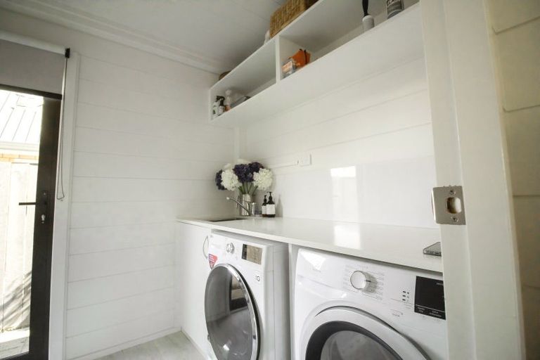 Photo of property in 266 Victoria Avenue, Hokowhitu, Palmerston North, 4410