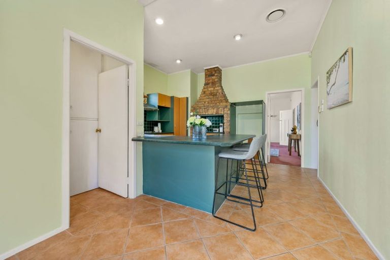 Photo of property in 1/27 Rata Street, New Lynn, Auckland, 0600