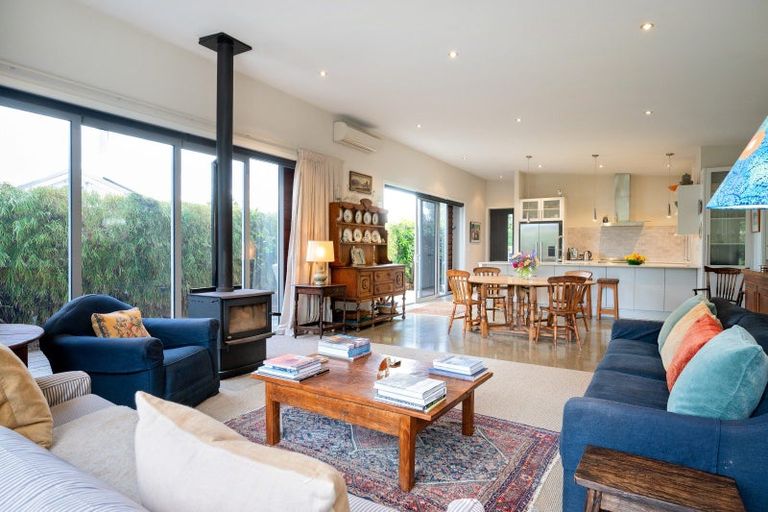 Photo of property in 42 Wellwood Terrace, Te Awanga, 4102