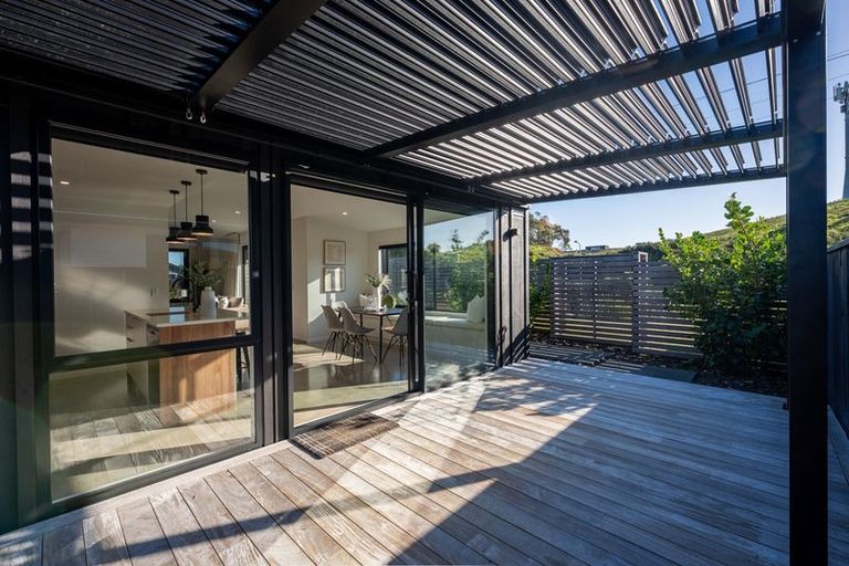 Photo of property in 9 Kaiwaru Place, Waikanae, 5036
