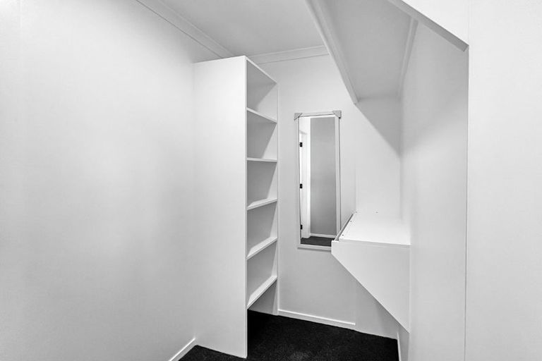 Photo of property in 74 Atlantic Drive, Fitzherbert, Palmerston North, 4410