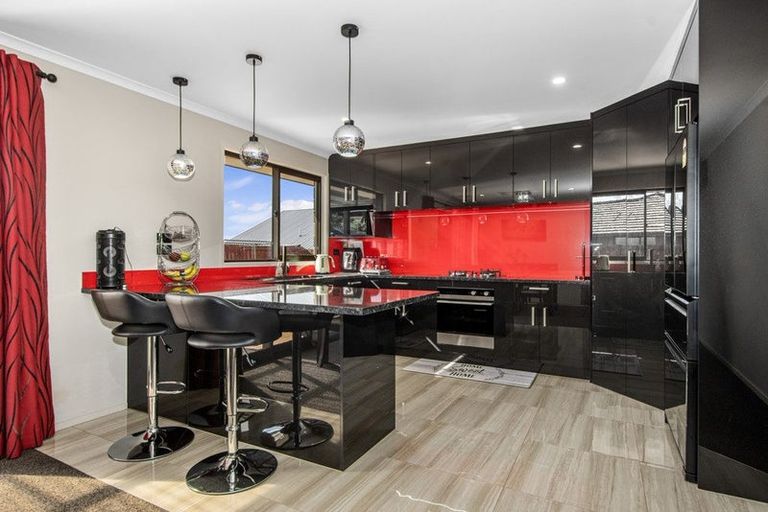 Photo of property in 24 Okaihau Place, Tikipunga, Whangarei, 0112