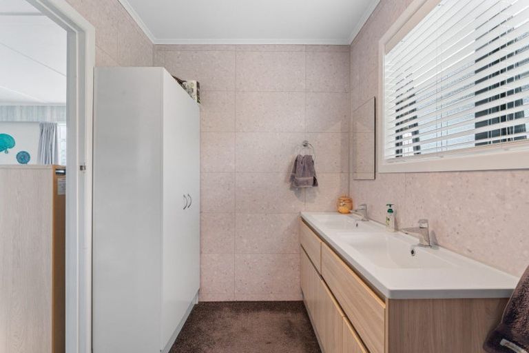 Photo of property in 9 Taniwha Street, Mangakino, 3421