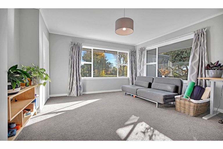 Photo of property in 257 Fifield Terrace, Opawa, Christchurch, 8023