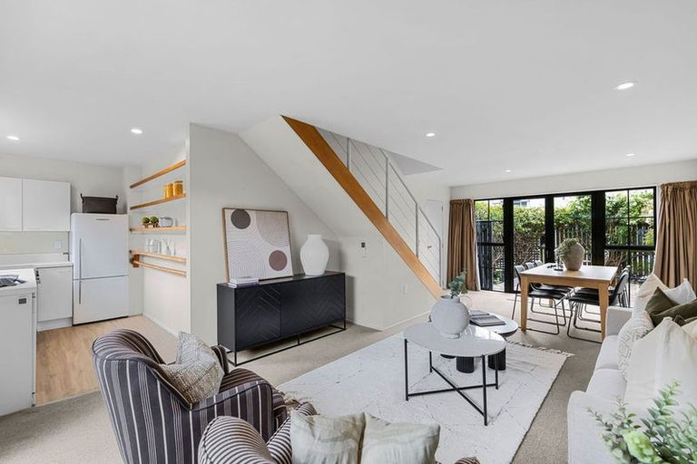 Photo of property in 5 Gracefield Avenue, Christchurch Central, Christchurch, 8013