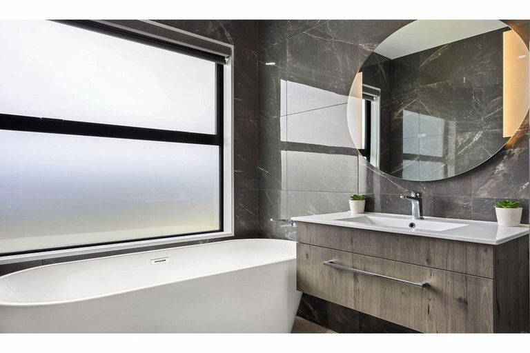 Photo of property in 10 Goodland Place, Rolleston, 7614