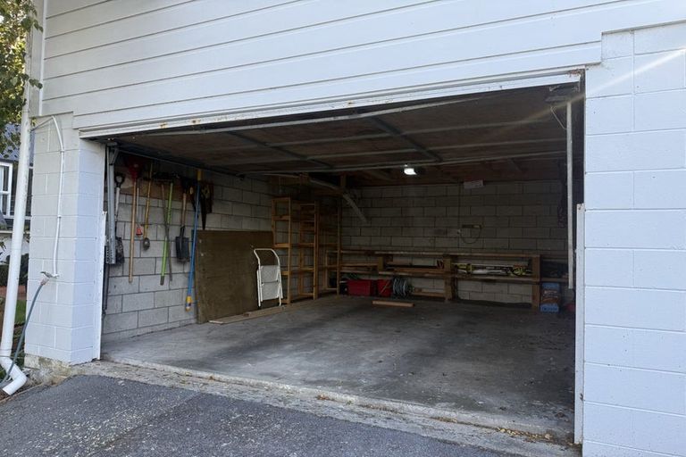 Photo of property in 77 Washington Avenue, Brooklyn, Wellington, 6021