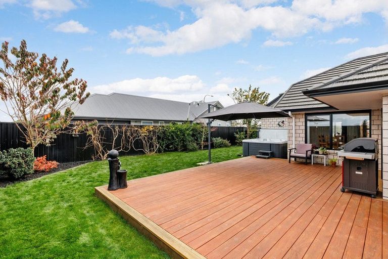 Photo of property in 46 Norfolk Drive, Cambridge, 3434