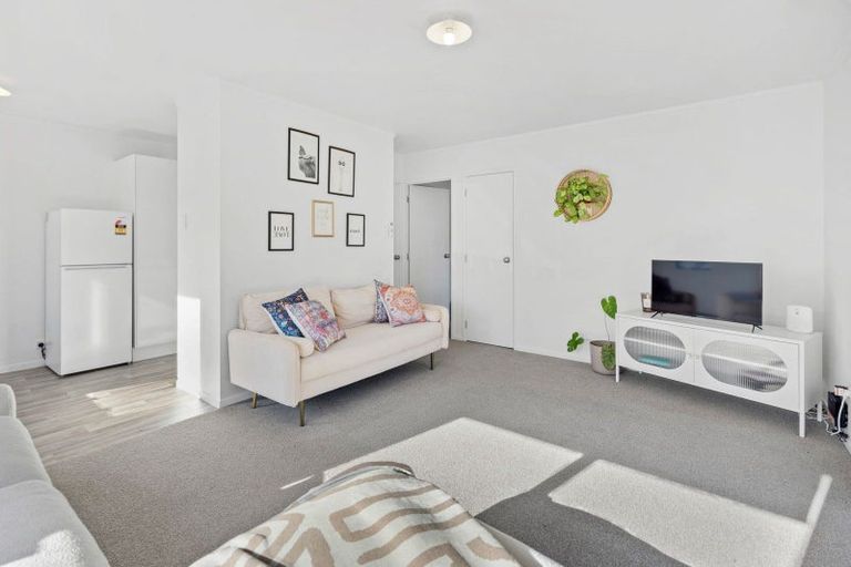 Photo of property in 43 Peter Snell Road, Ruakaka, 0116