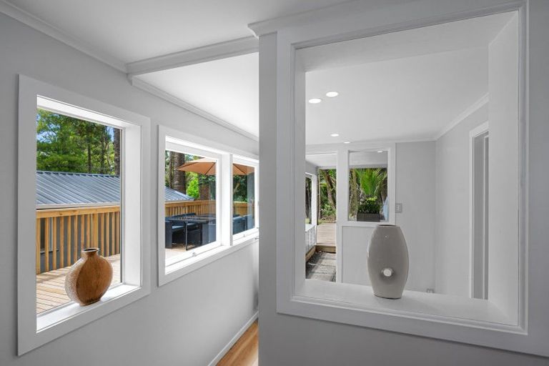 Photo of property in 45 Park Road, Titirangi, Auckland, 0604