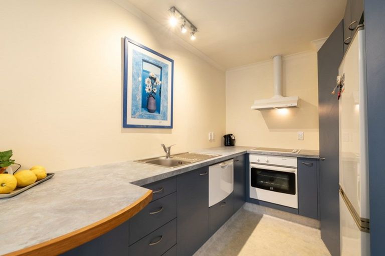 Photo of property in 8d Heath Street, Mount Maunganui, 3116