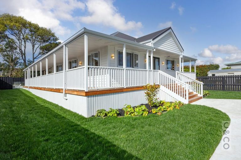 Photo of property in 15 Edward Street, Riverhead, 0820