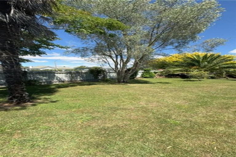 Photo of property in 1406 Woodstock Avenue, Mayfair, Hastings, 4122