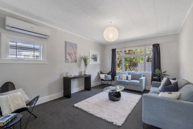 Photo of property in 38 Hinemoa Street, Spreydon, Christchurch, 8024
