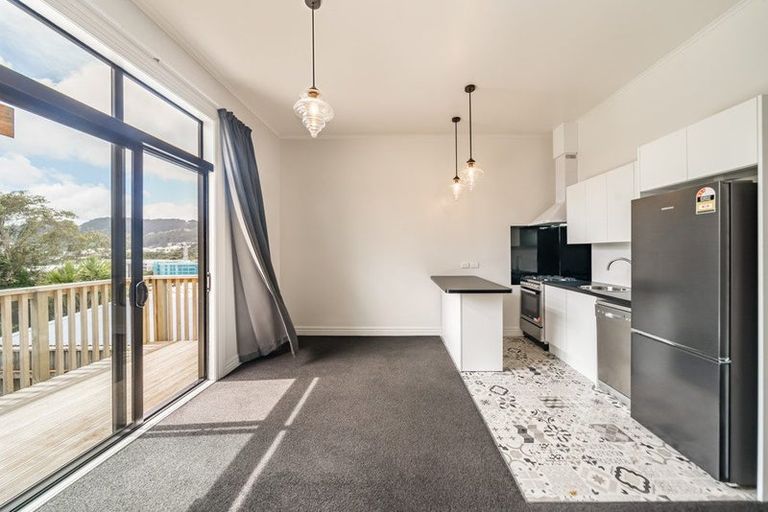 Photo of property in 42 Drummond Street, Mount Cook, Wellington, 6021