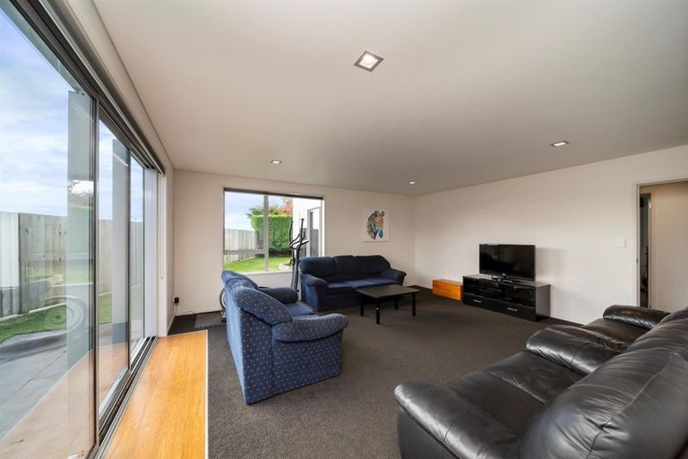 Photo of property in 7 Reremoana Close, Hawera, 4610