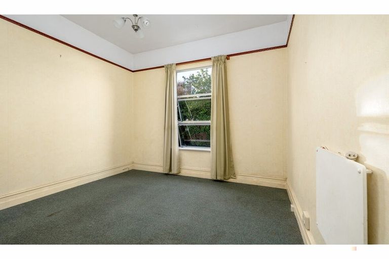 Photo of property in 30 Rhodes Street, Waimate, 7924