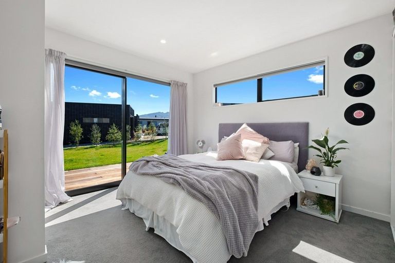 Photo of property in 57 Minaret Ridge, Wanaka, 9305