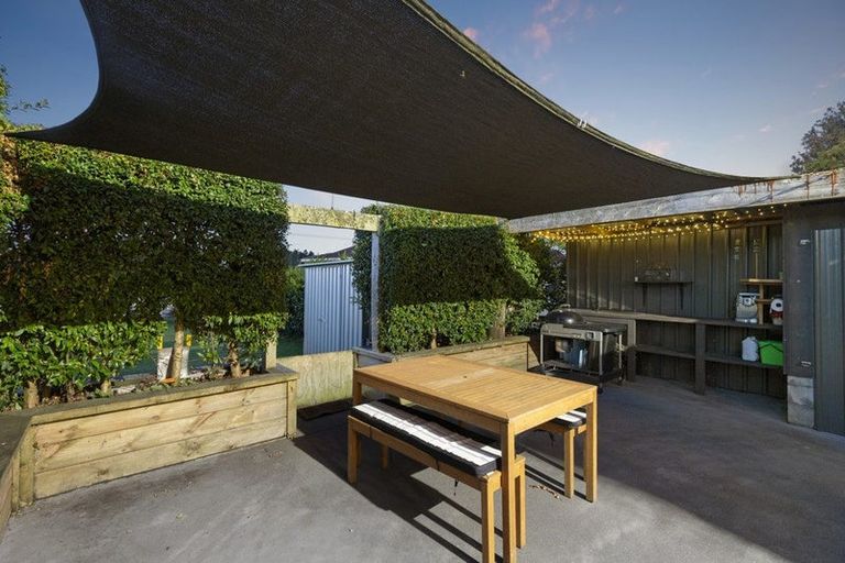 Photo of property in 12 Rays Way, Tuakau, 2121