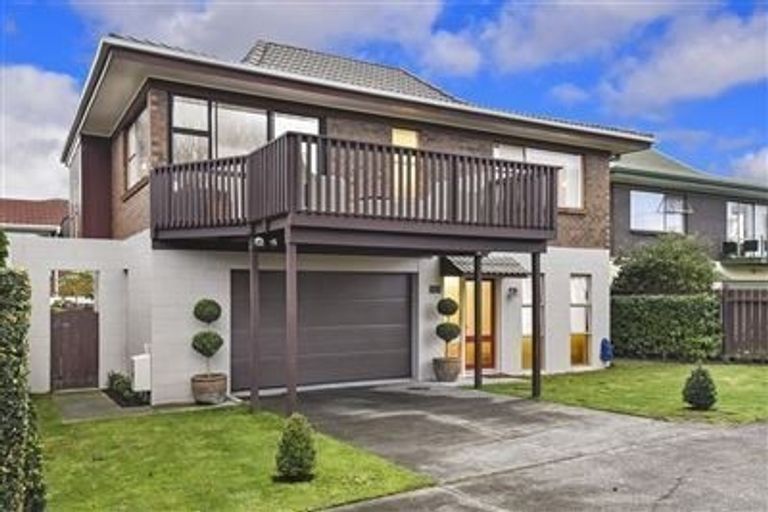 Photo of property in 16 Sydney Street, Hauraki, Auckland, 0622