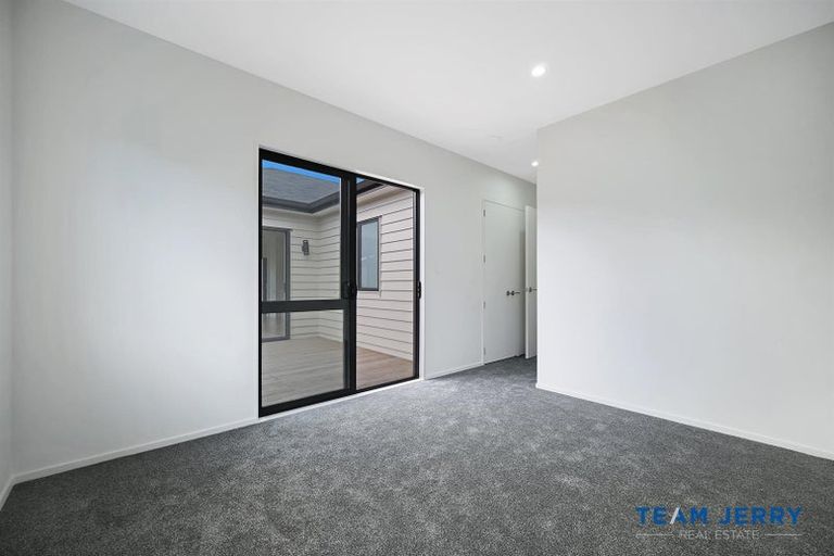 Photo of property in 30 Dungloe Avenue, Flat Bush, Auckland, 2019