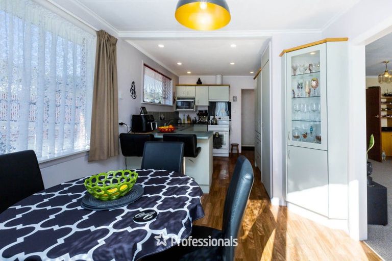 Photo of property in 39a Moeraki Road, Maoribank, Upper Hutt, 5018