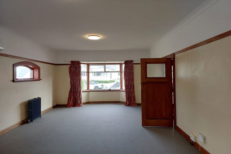 Photo of property in 49 Tanera Crescent, Brooklyn, Wellington, 6021