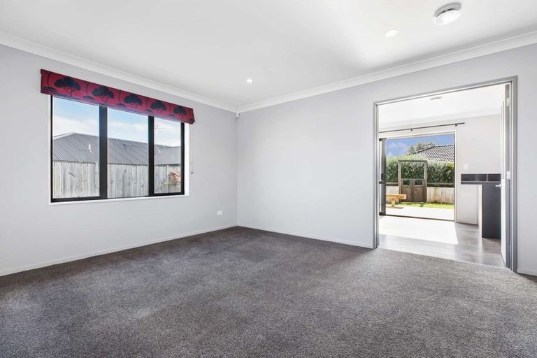 Photo of property in 3 Margaret Place, Waiuku, 2123