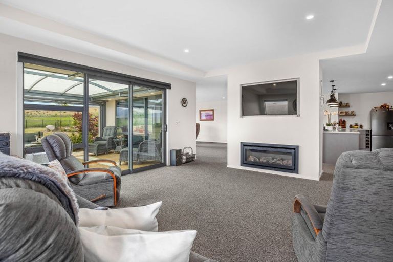 Photo of property in 57 Golden Road, Springvale, Alexandra, 9393