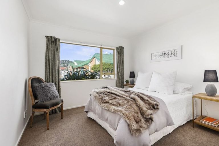 Photo of property in Miramar Villas, 16/3u Byron Street, Miramar, Wellington, 6022