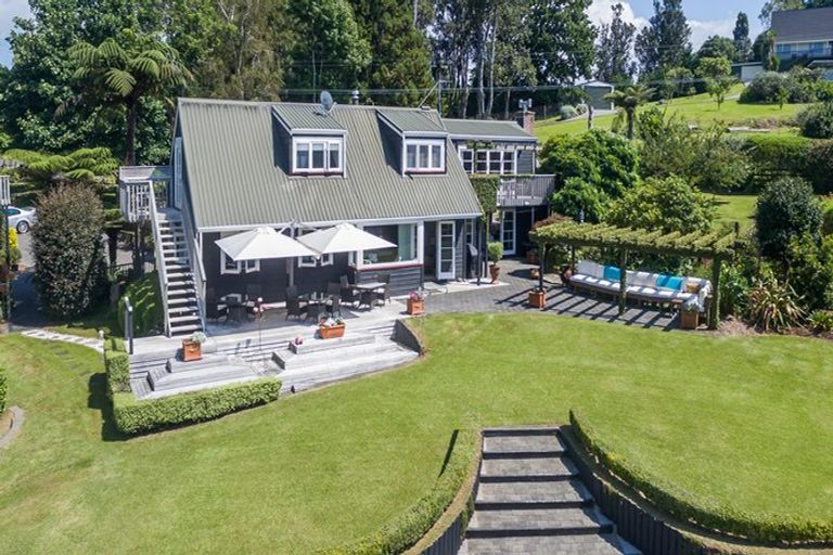 Photo of property in 2 Brenton Place, Whangamata, 3691