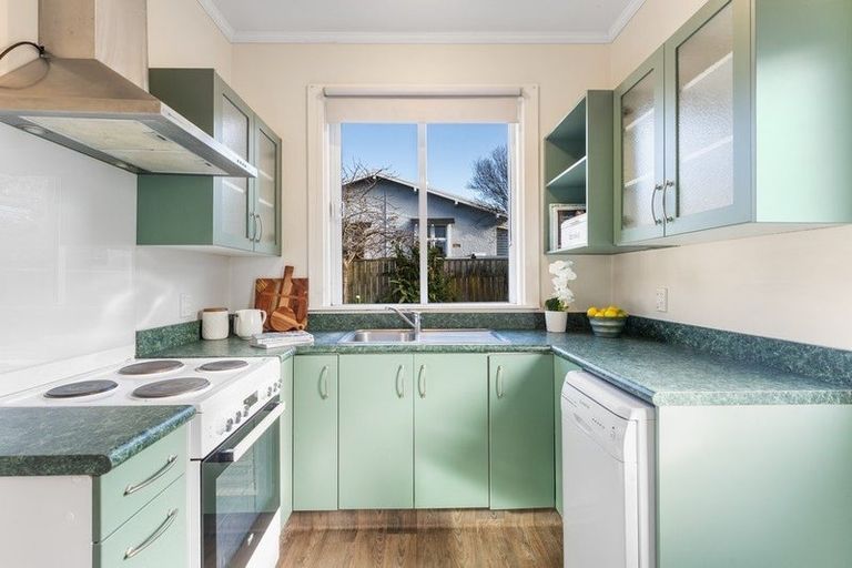 Photo of property in 72 Great North Road, Saint Johns Hill, Whanganui, 4500